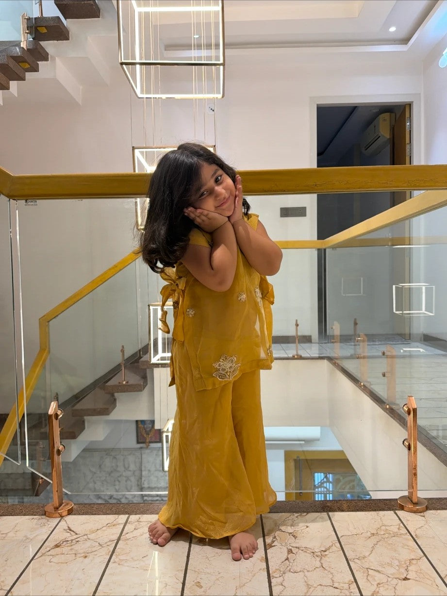 Mustard embroidered organza kurta set with bow sleeves